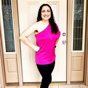 Meet your Posher, Isela